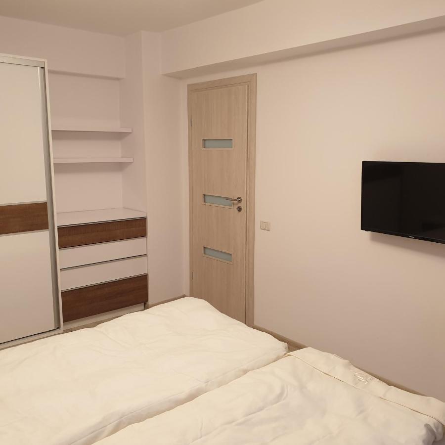 Carolina Sweet Apartament Oradea Eksteriør billede